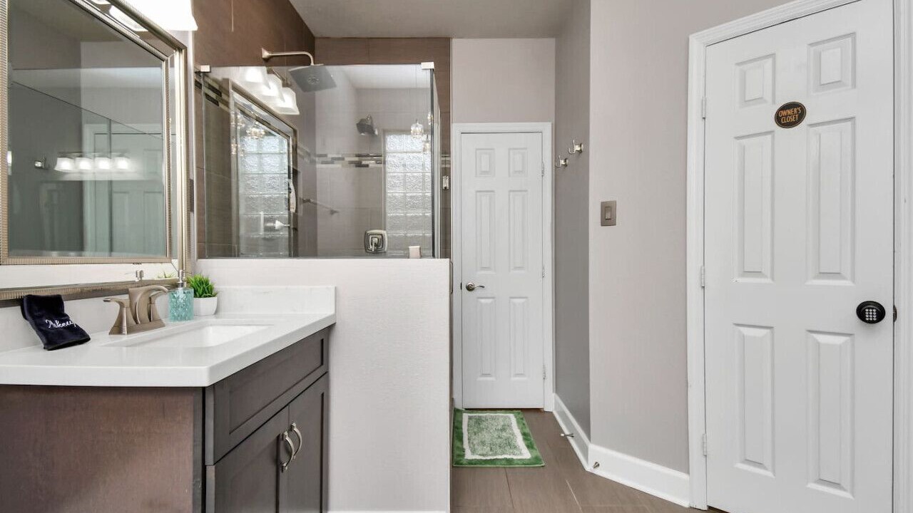 Photo of Bathroom in College Park
