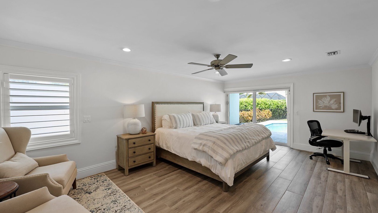 Photo of Bedroom in Park Shore