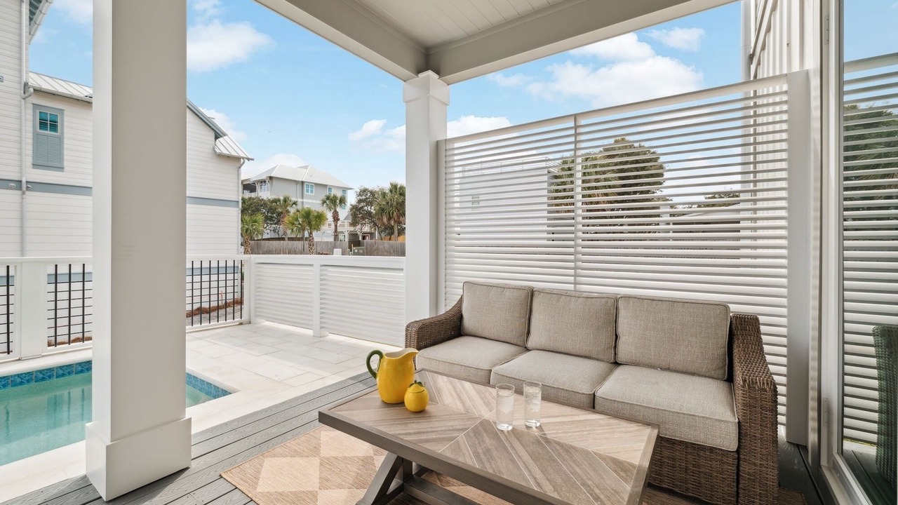 Photo of Patio Balcony in Sugarwood Beach