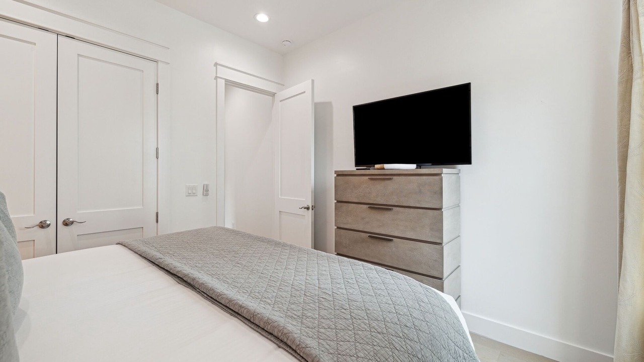 Photo of Bedroom in Sugarwood Beach