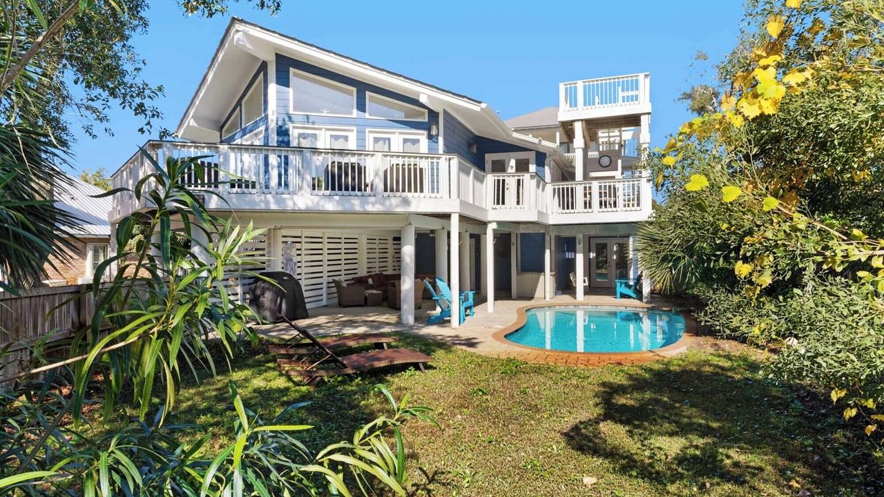 Photo of Outdoor in Gulfview Heights
