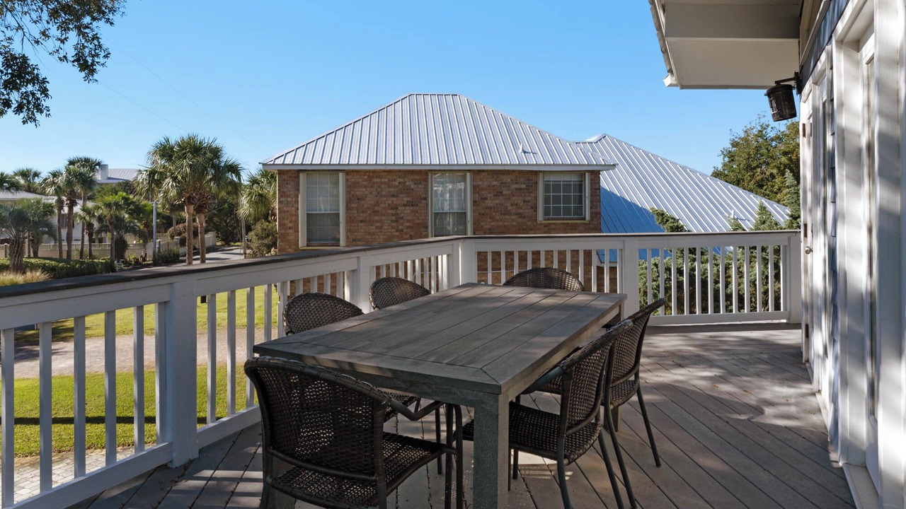 Photo of Outdoor in Gulfview Heights