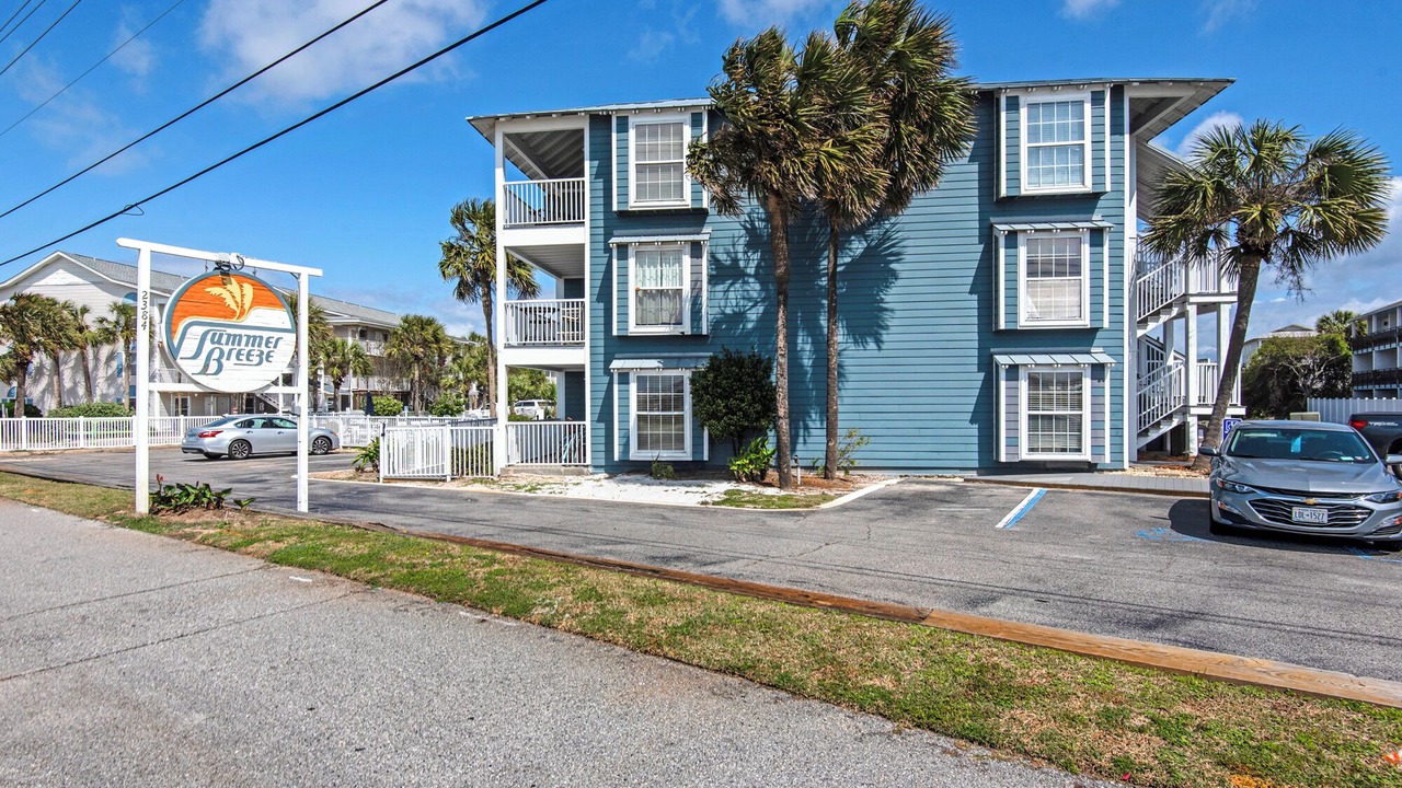 Photo of Others in Avalon Beach Estates