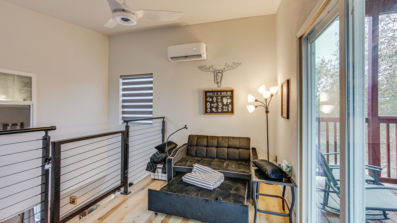 Photo of Livingroom in Tyler