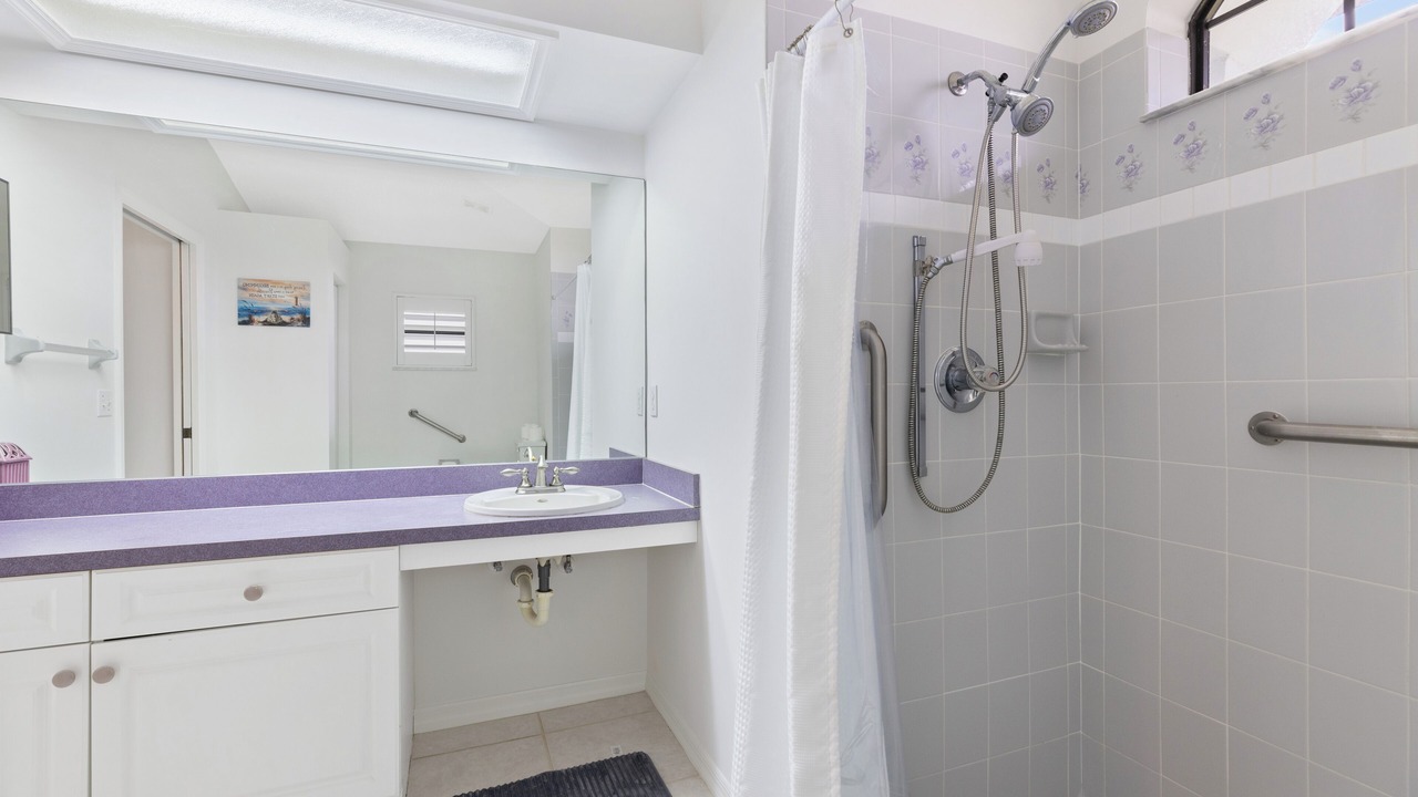 Photo of Bathroom in Sebastian Highlands