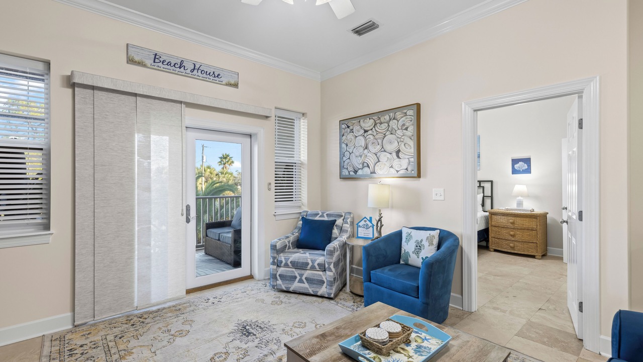 Photo of Livingroom in Village of Sugar Beach