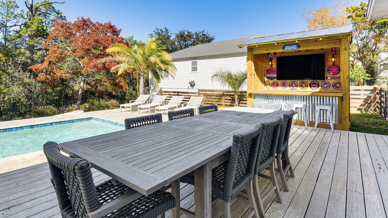 Photo of Outdoor in Gulfview Heights