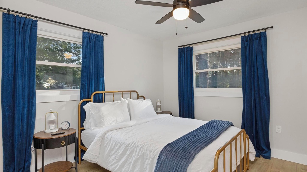 Photo of Bedroom in Mary Esther