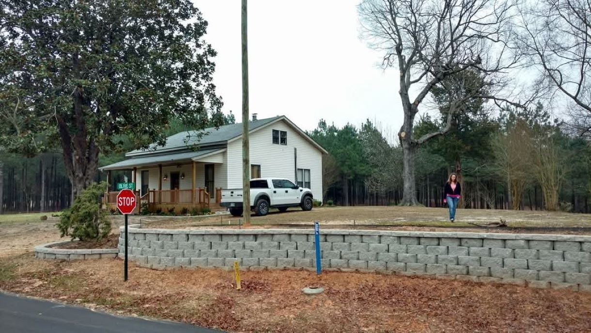 Photo of Outdoor in Mc Neil