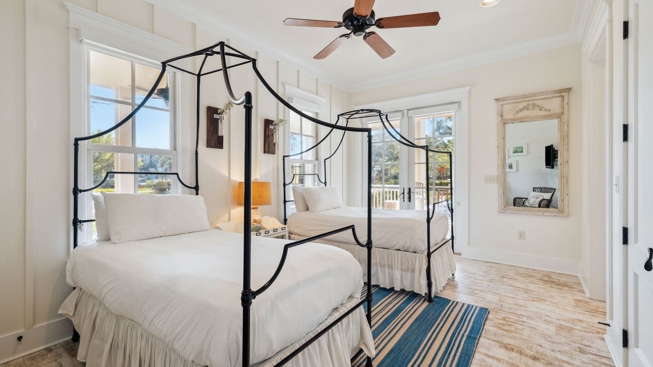 Photo of Bedroom in Beach District