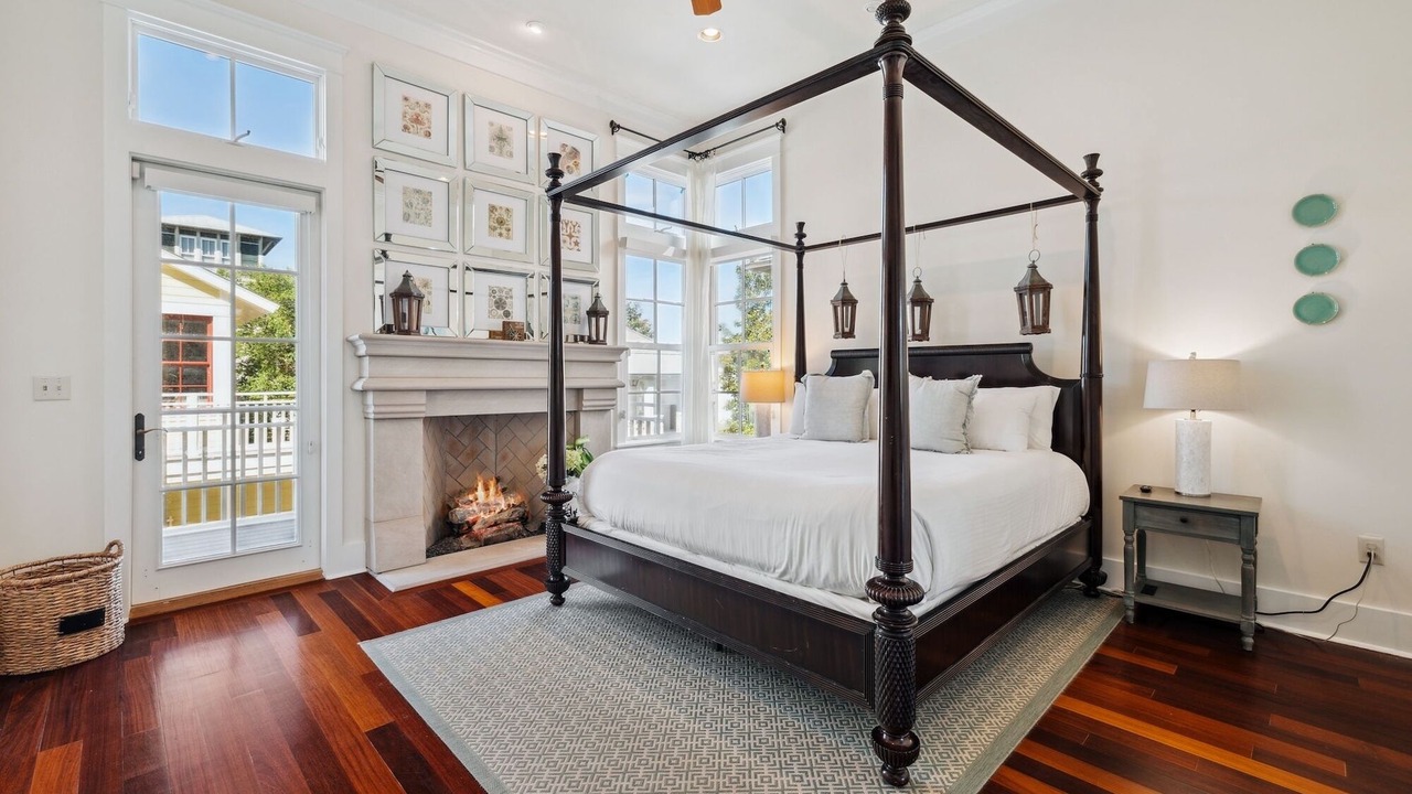 Photo of Bedroom in Beach District