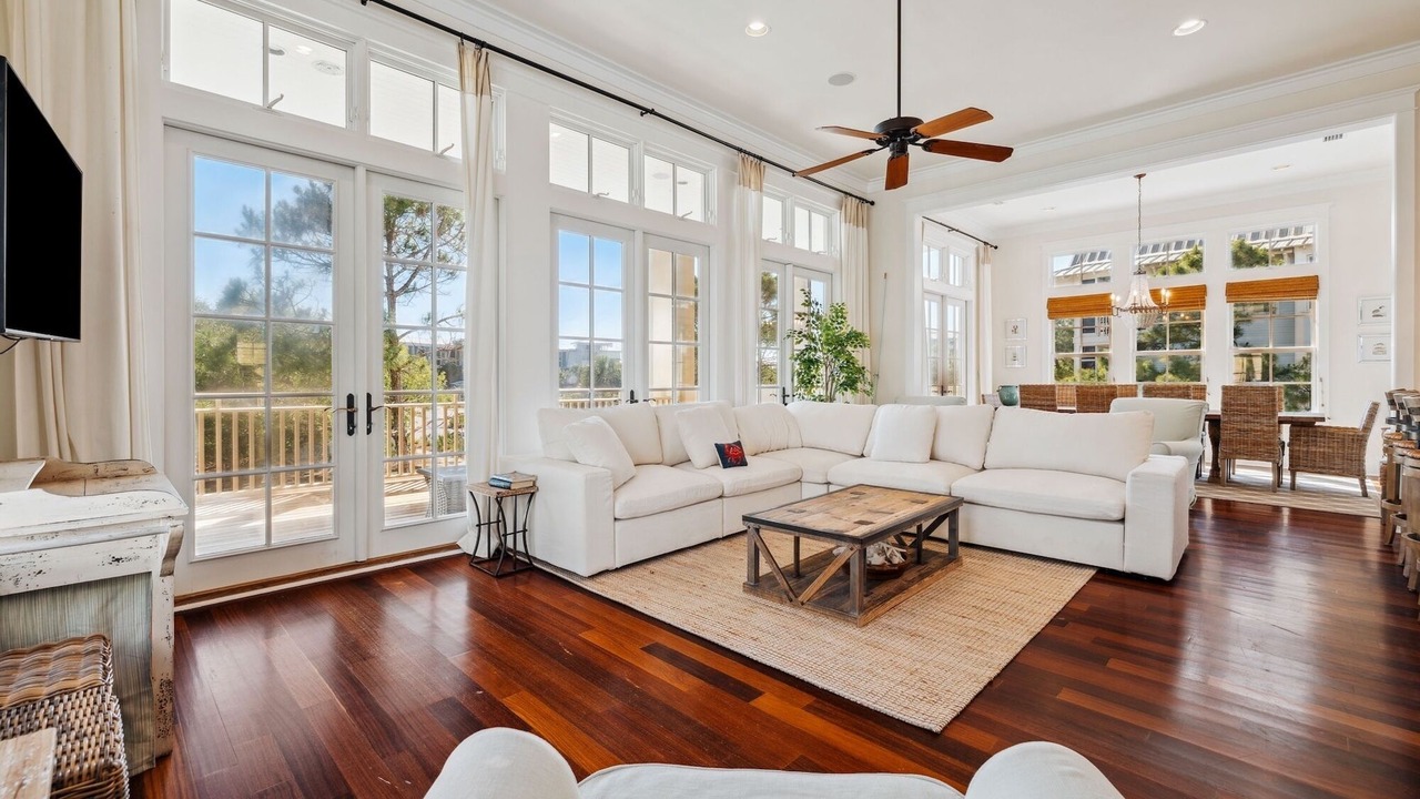 Photo of Livingroom in Beach District