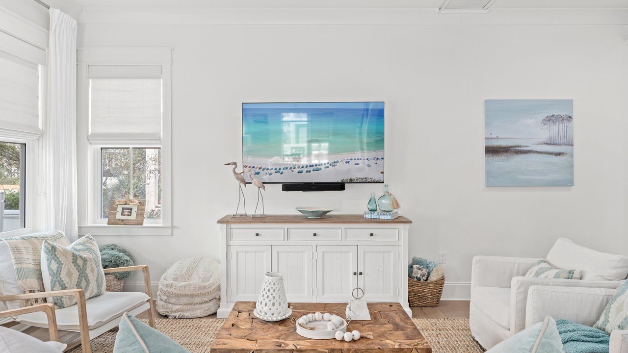 Photo of Livingroom in Lakeside at Blue Mountain Beach