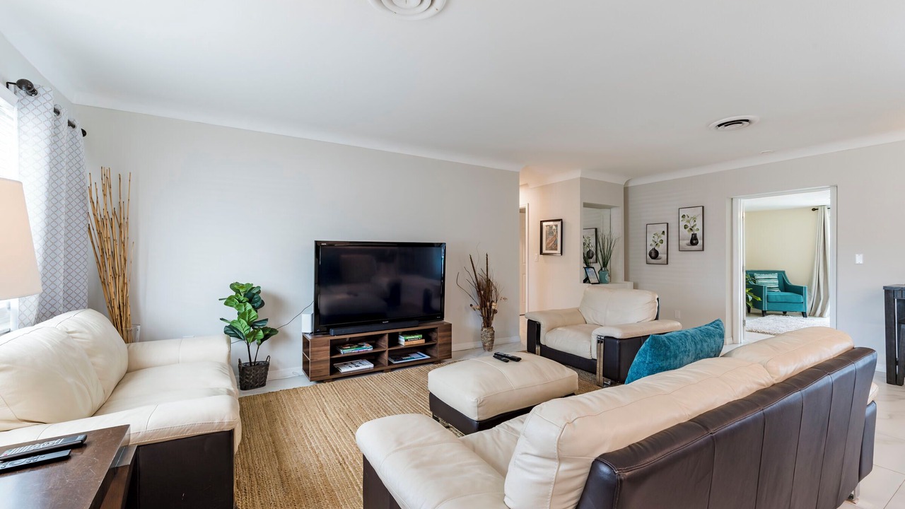 Photo of Livingroom in Southgate