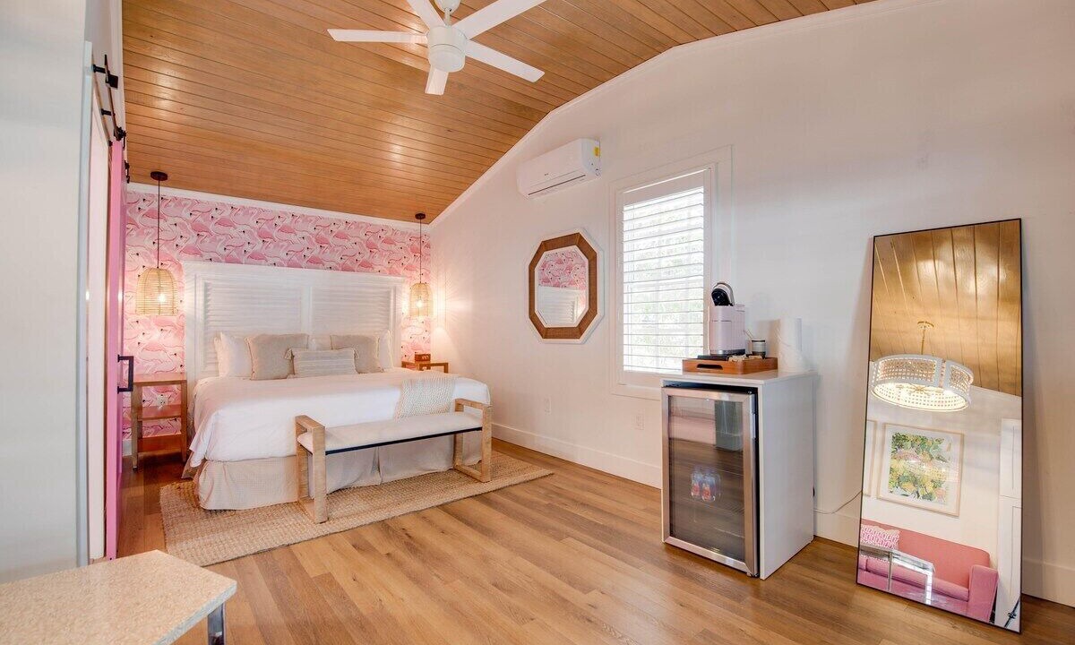 Photo of Bedroom in Historic Seaport