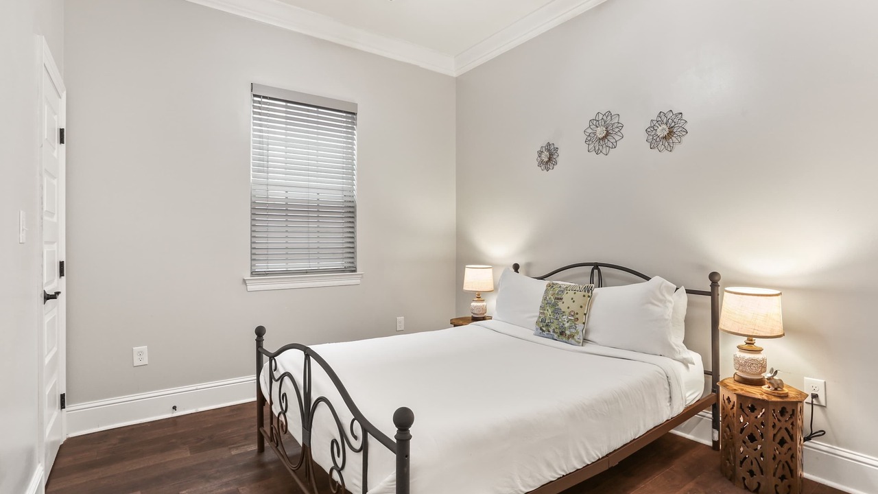 Photo of Bedroom in Broadmoor
