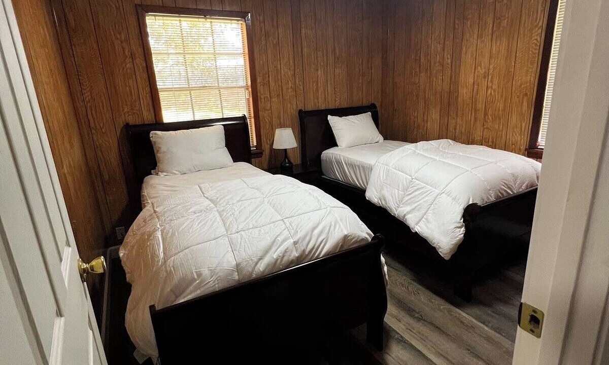 Photo of Bedroom in Louisville