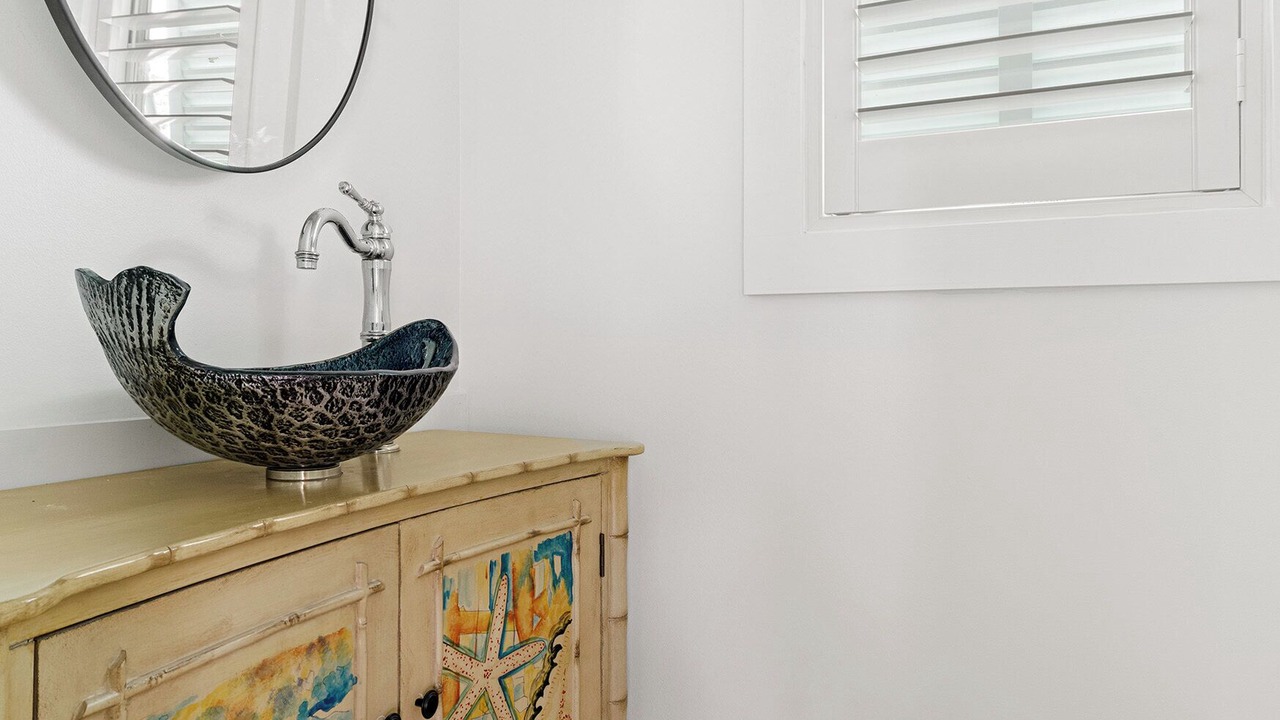 Photo of Bathroom in Crystal Shores