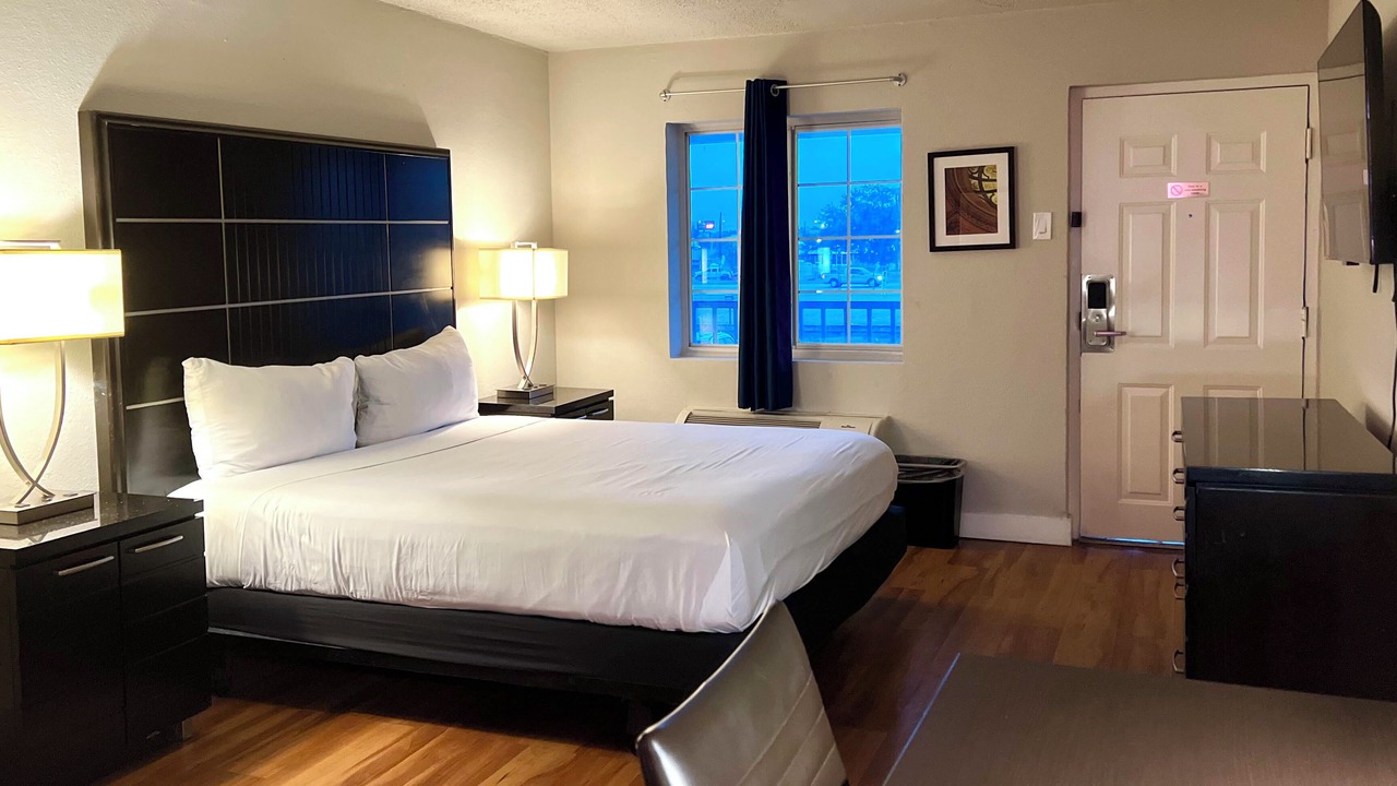 Photo of Bedroom in Lafayette