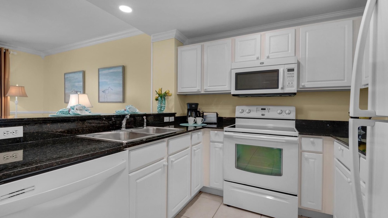 Photo of Kitchen in Bahama Beach