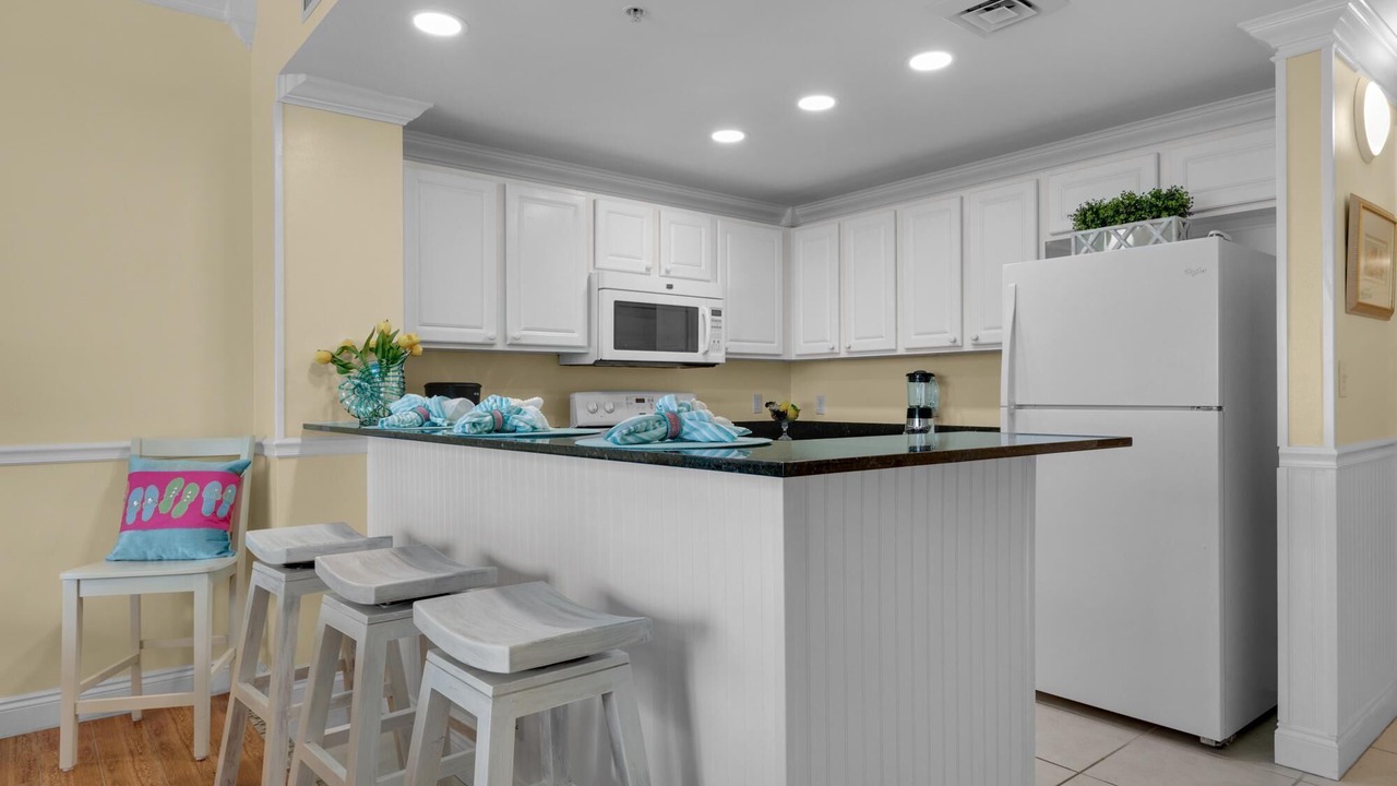 Photo of Kitchen in Bahama Beach