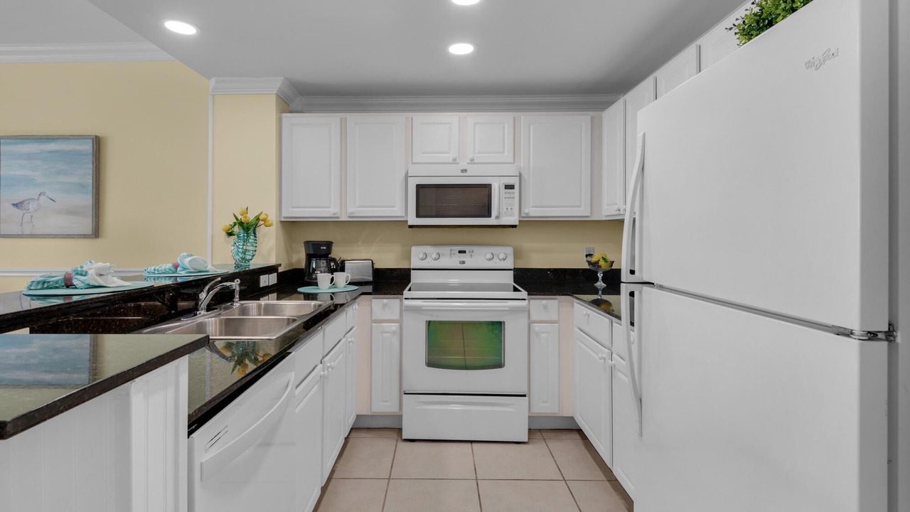 Photo of Kitchen in Bahama Beach