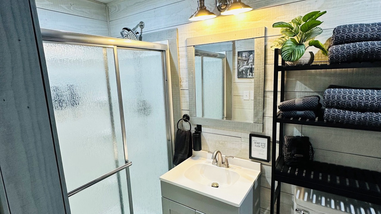 Photo of Bathroom in Springtown