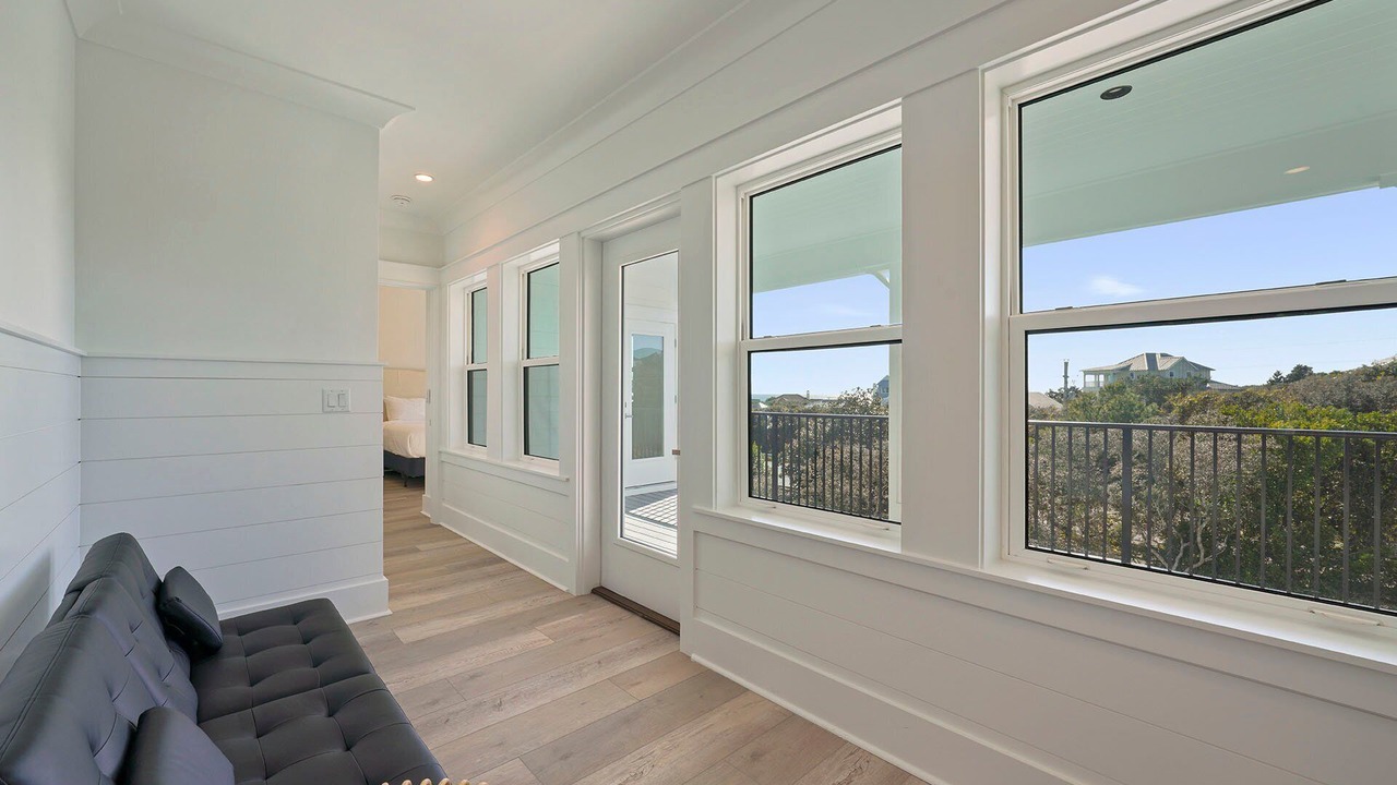Photo of Livingroom in Dune Allen Beach