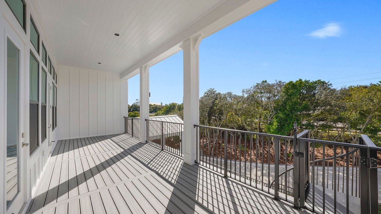 Photo of Patio Balcony in Dune Allen Beach
