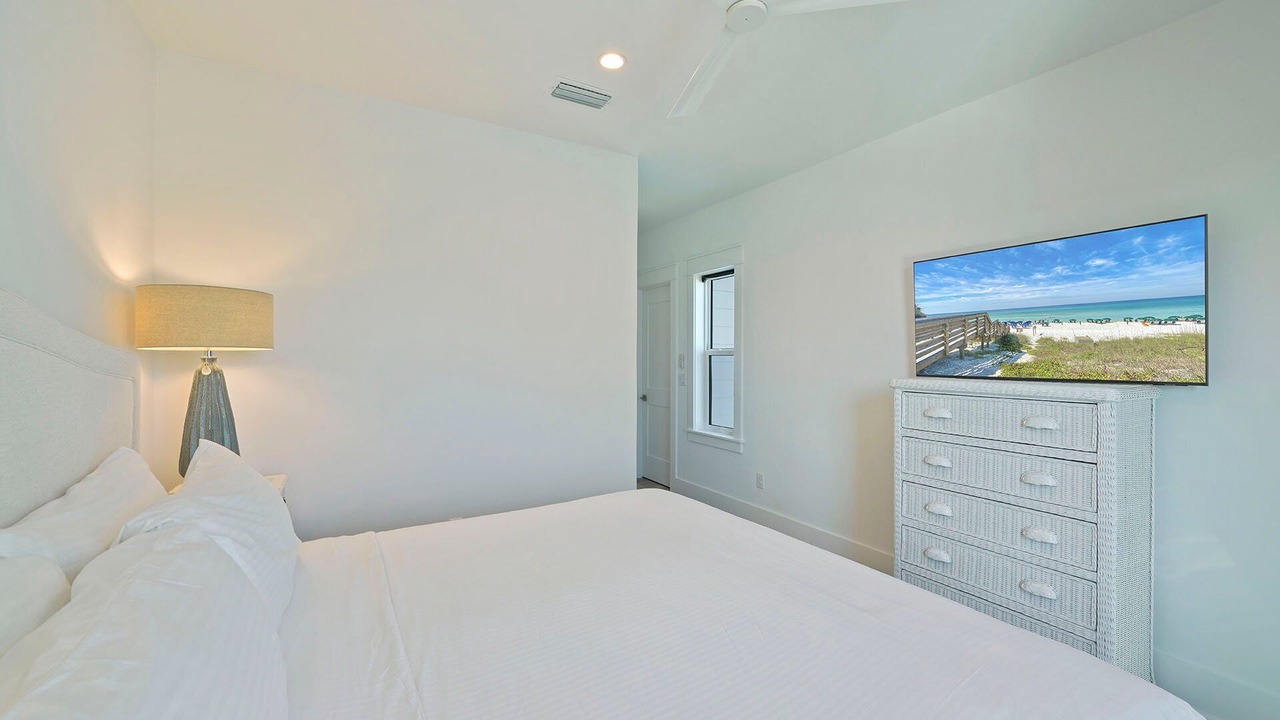 Photo of Bedroom in Dune Allen Beach
