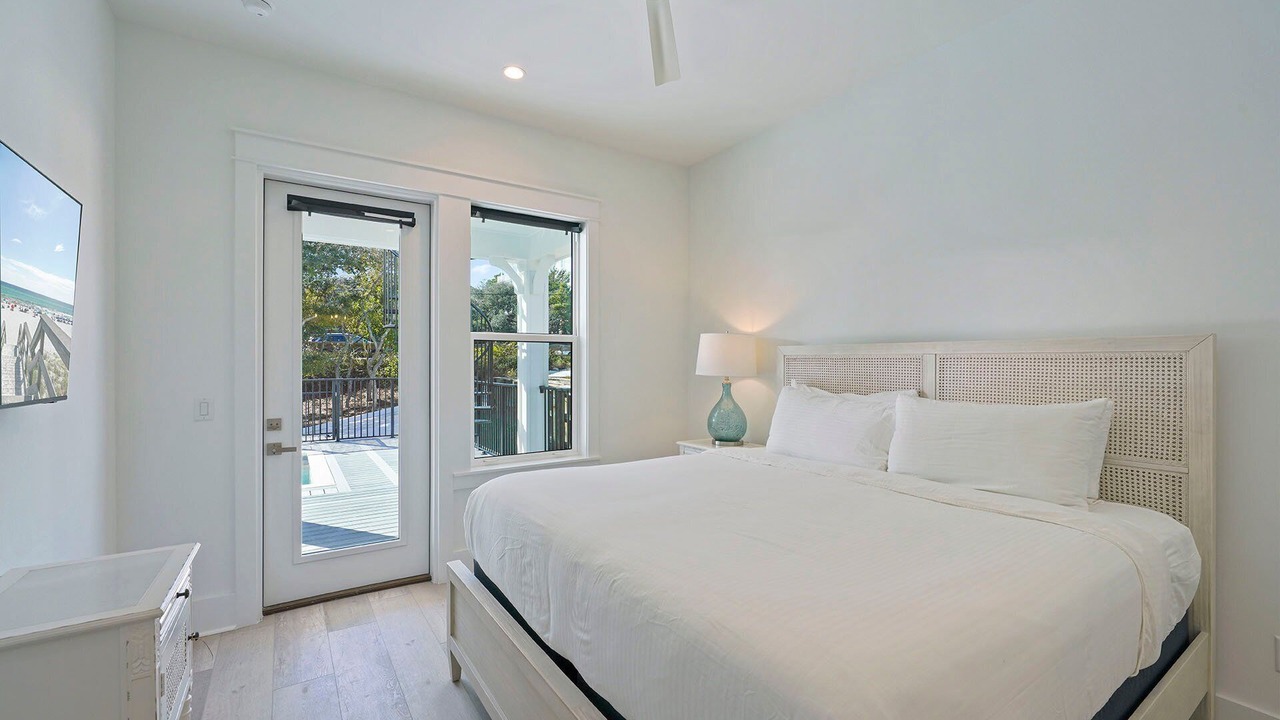 Photo of Bedroom in Dune Allen Beach