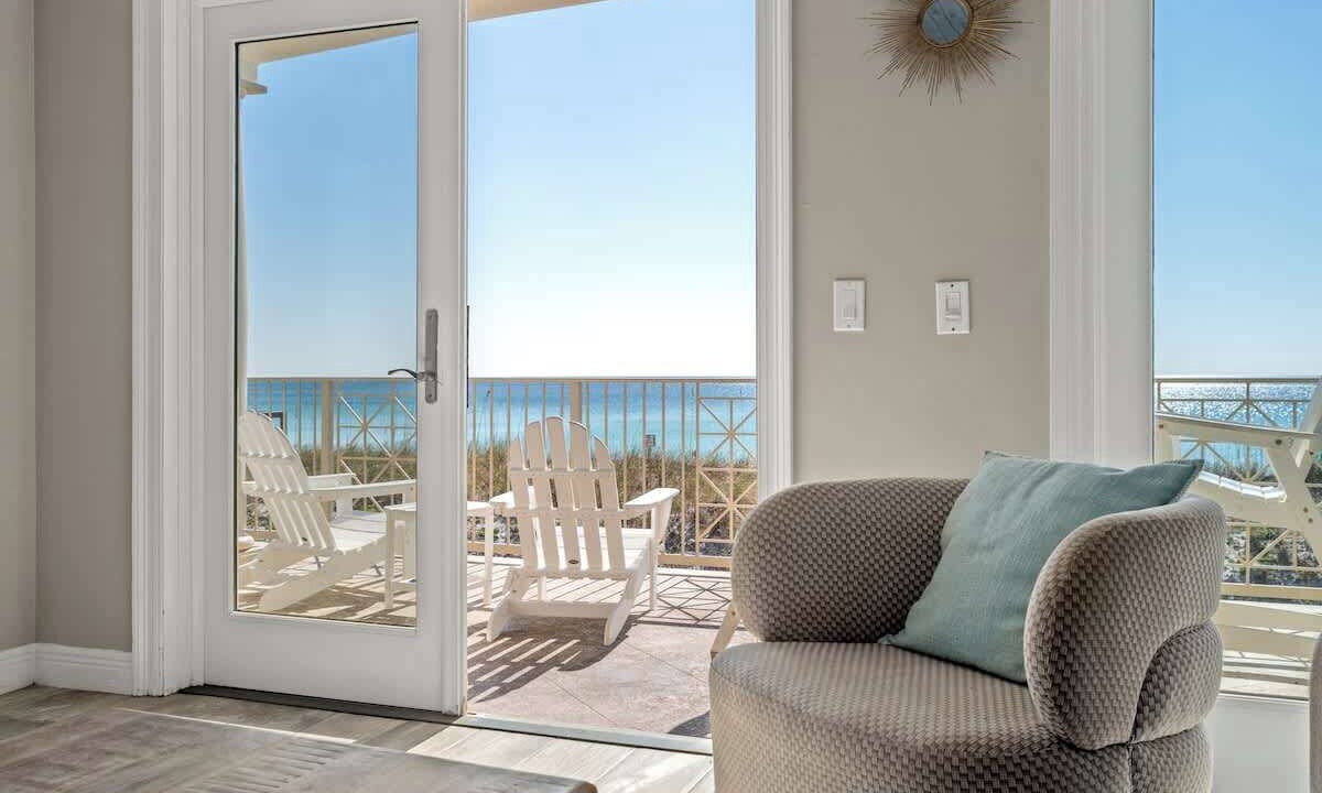 Photo of Livingroom in Holiday Isle