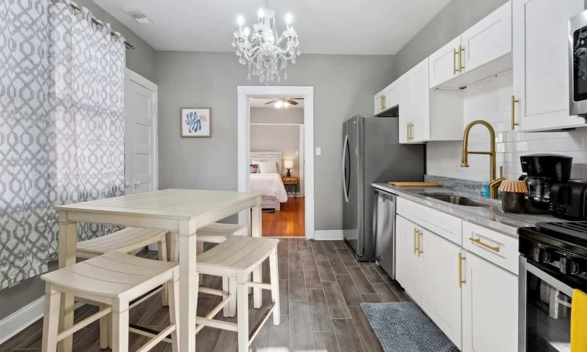 Photo of Kitchen in Mid-City