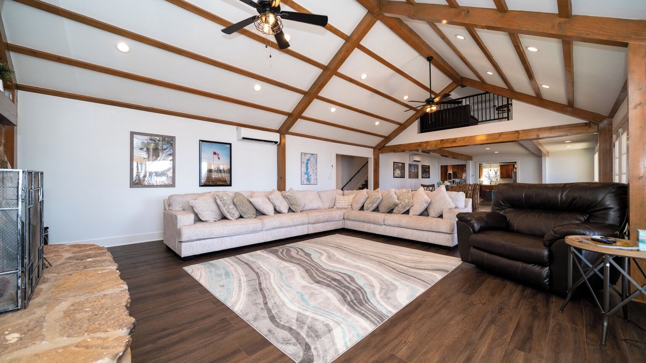 Photo of Livingroom in Avinger