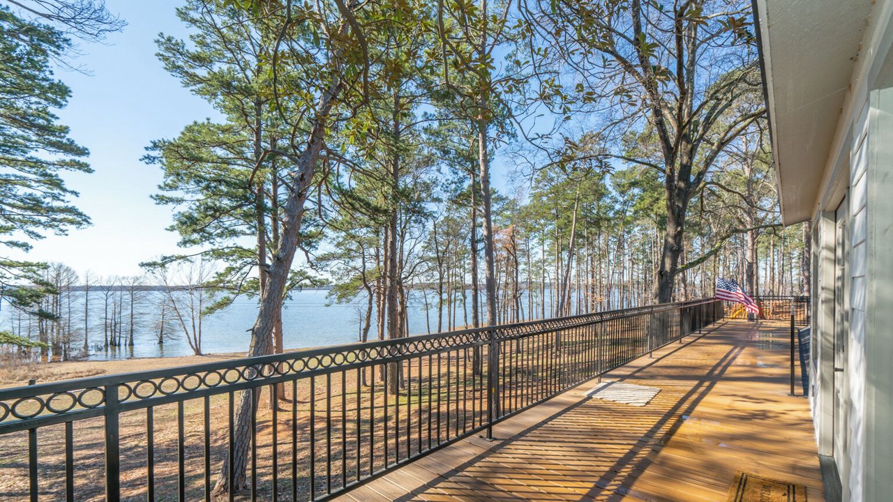 Photo of Outdoor in Avinger