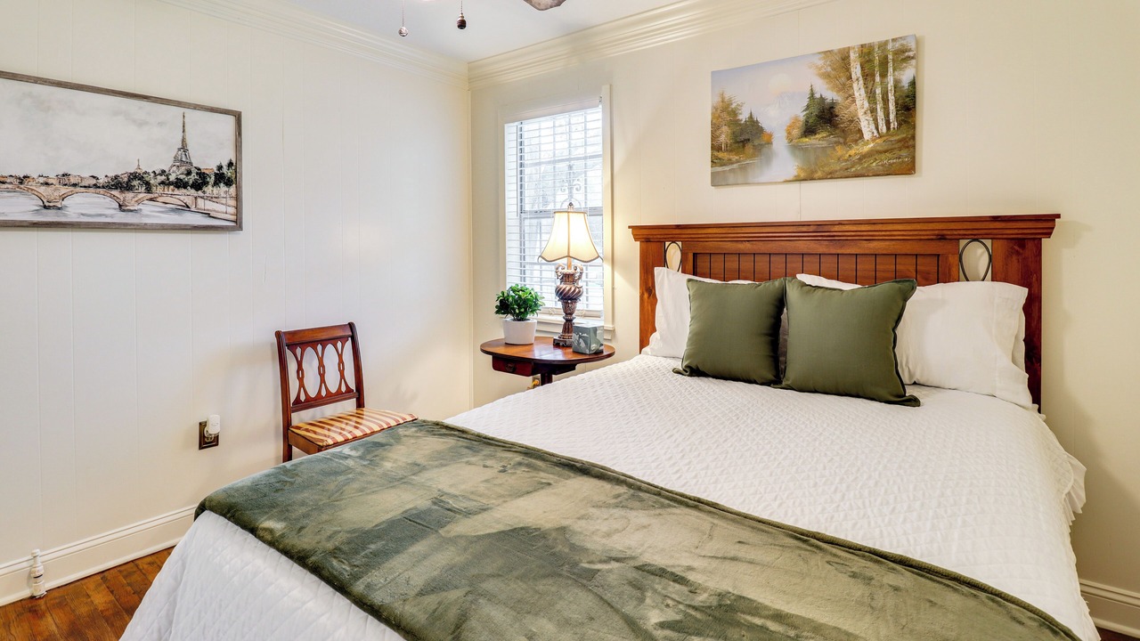 Photo of Bedroom in Jackson