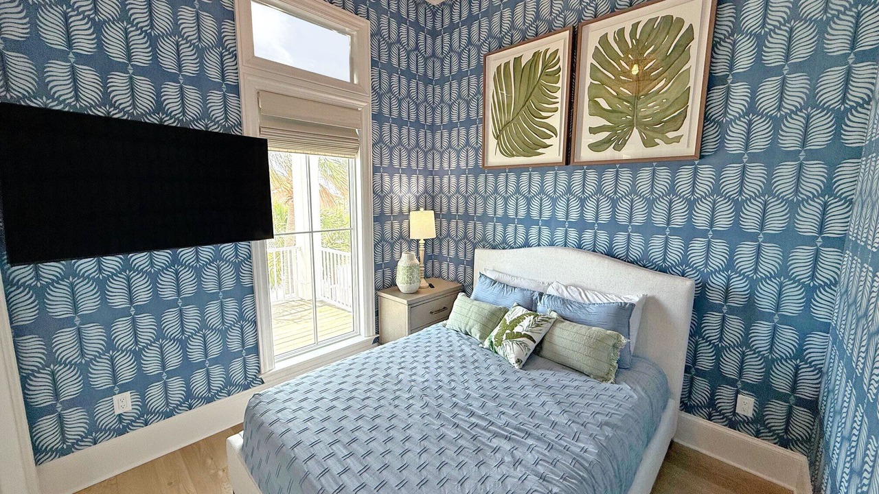 Photo of Bedroom in Pensacola Beach