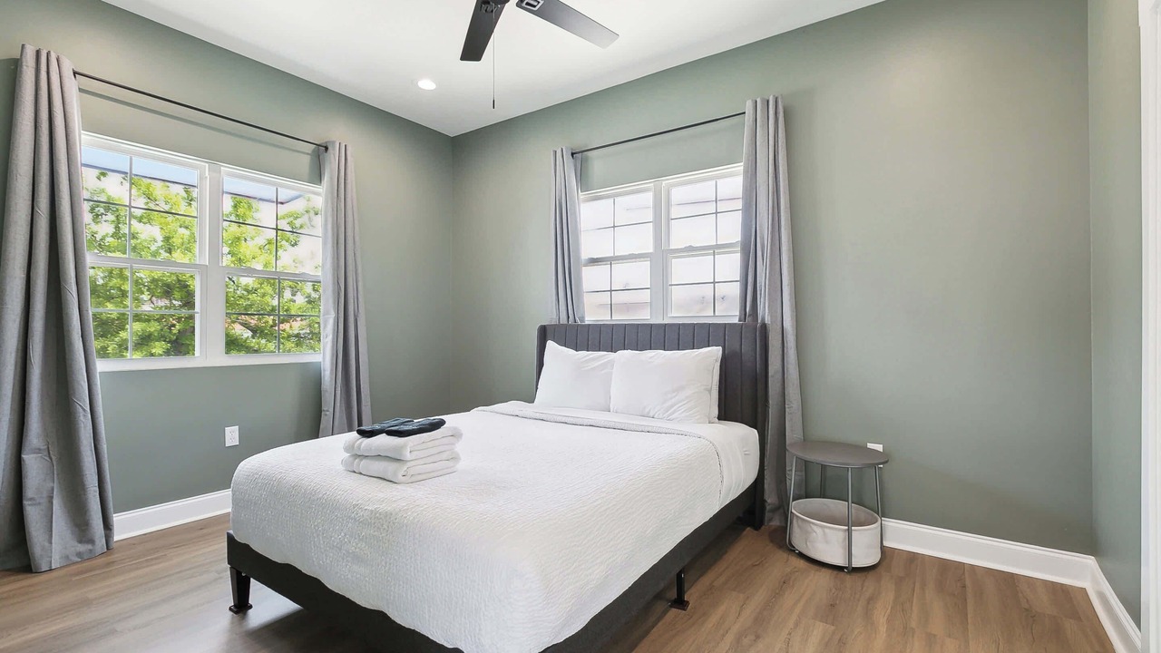 Photo of Bedroom in Main Street Historic District