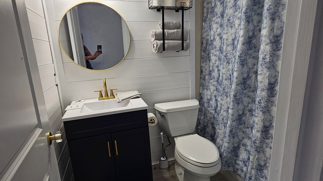 Photo of Bathroom in Oceanside Estates