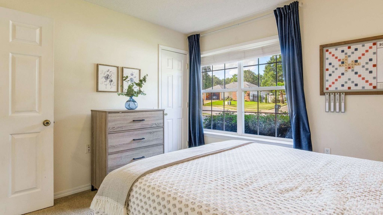 Photo of Bedroom in Ferry Pass