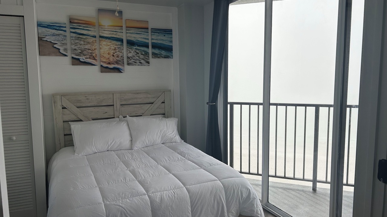 Photo of Bedroom in El Centro Beach