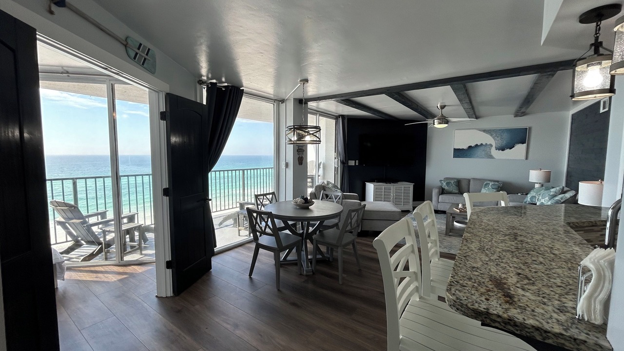 Photo of Livingroom in El Centro Beach