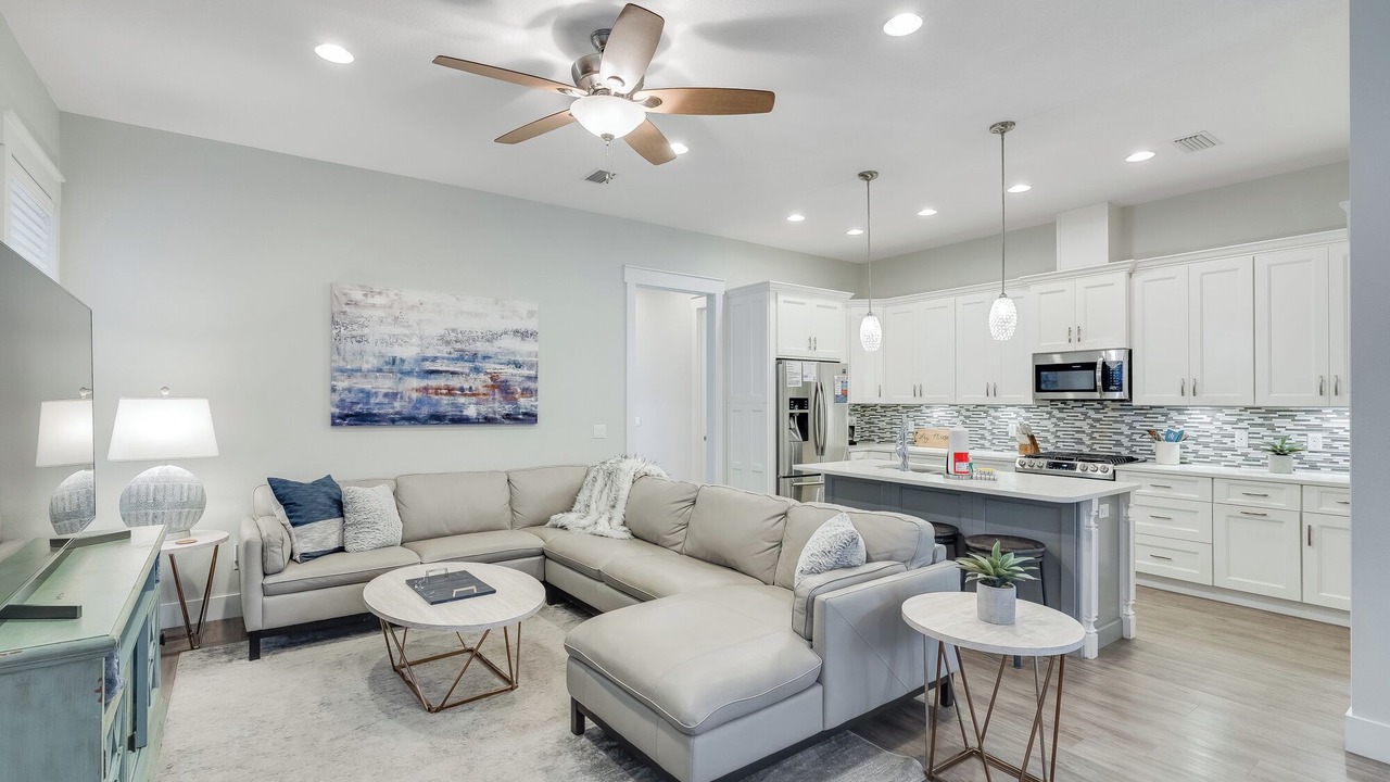 Photo of Livingroom in Miramar Beach