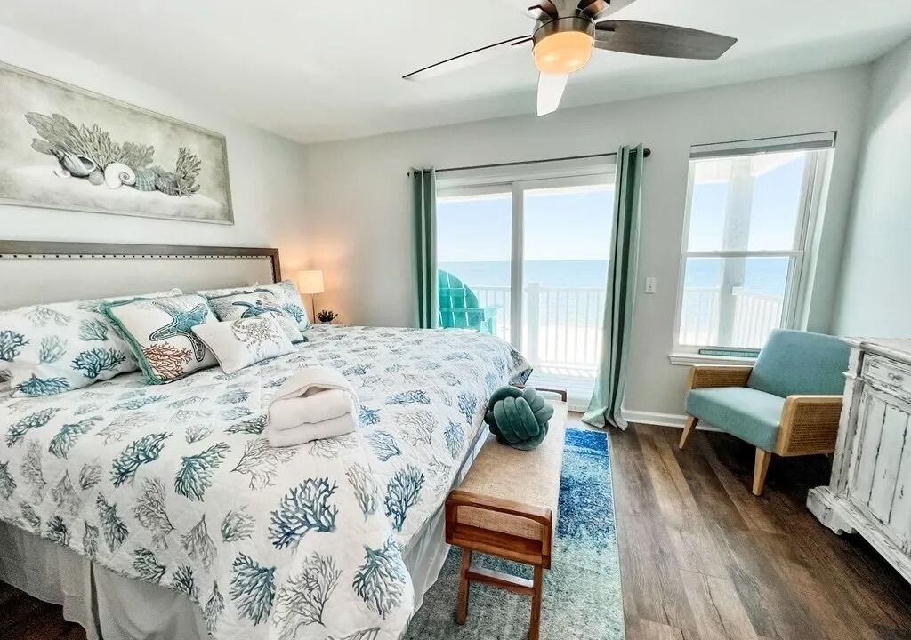 Photo of Bedroom in Mexico Beach