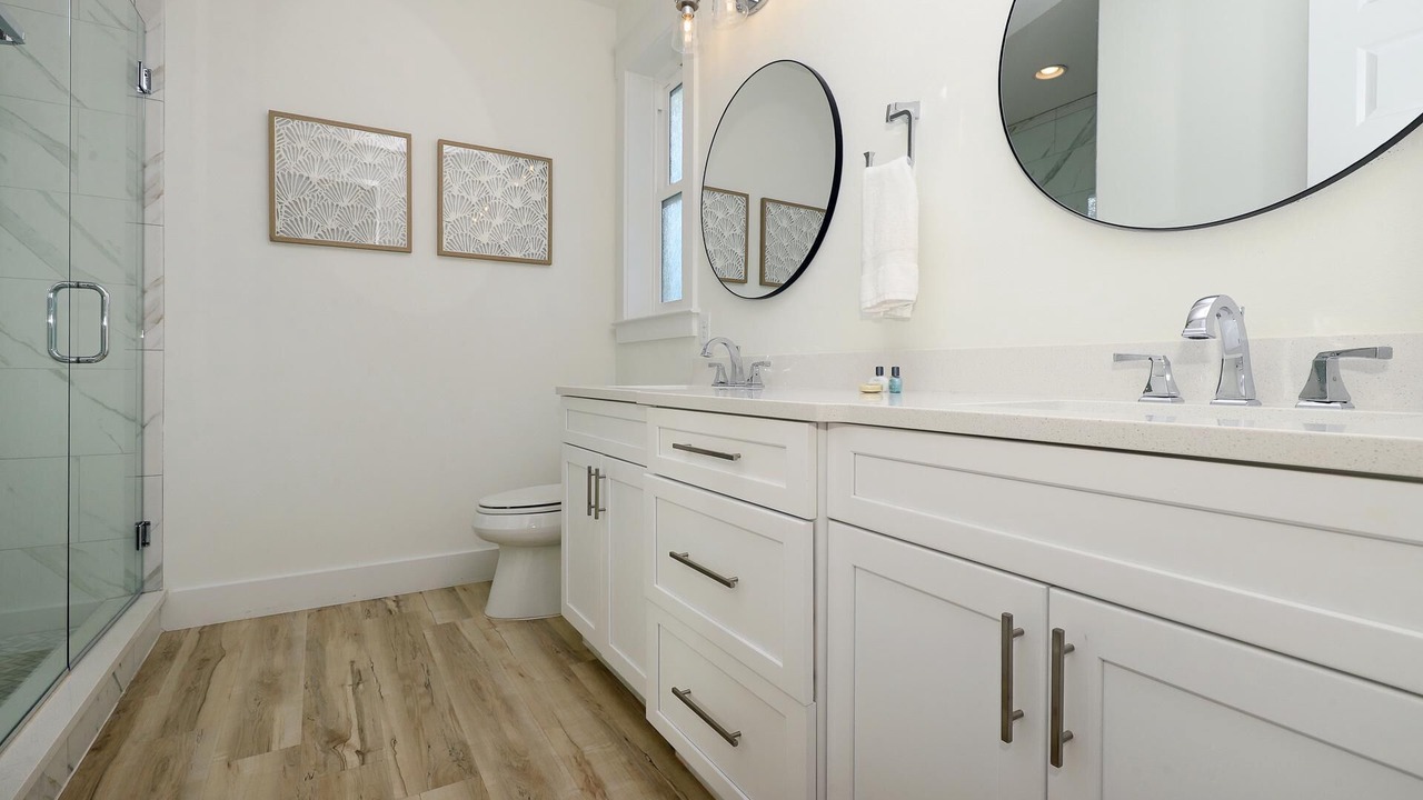 Photo of Bathroom in Hollywood Beach