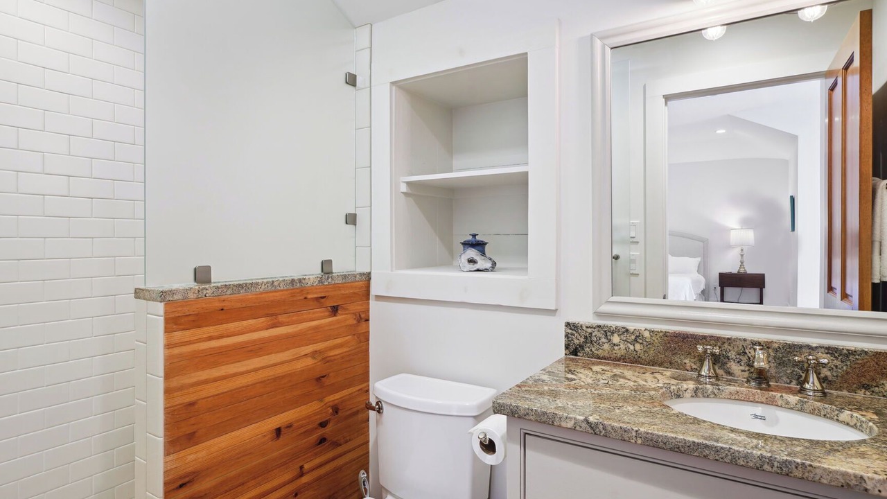 Photo of Bathroom in Barataria