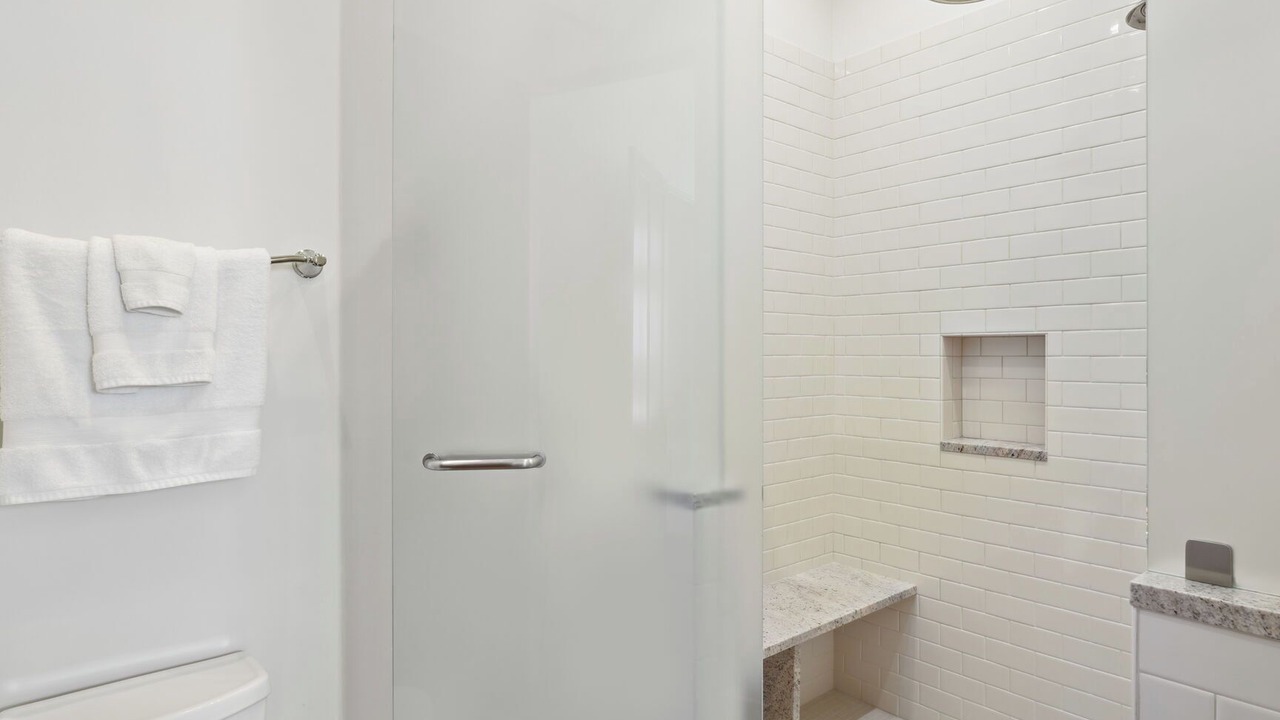 Photo of Bathroom in Barataria