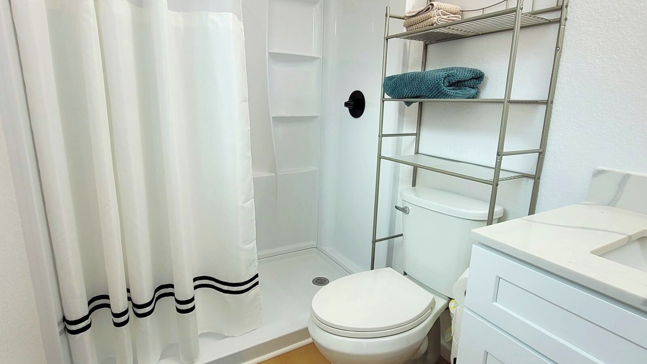 Photo of Bathroom in Northwest Pensacola