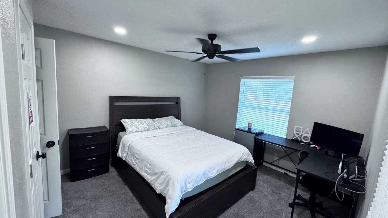 Photo of Bedroom in Barrett