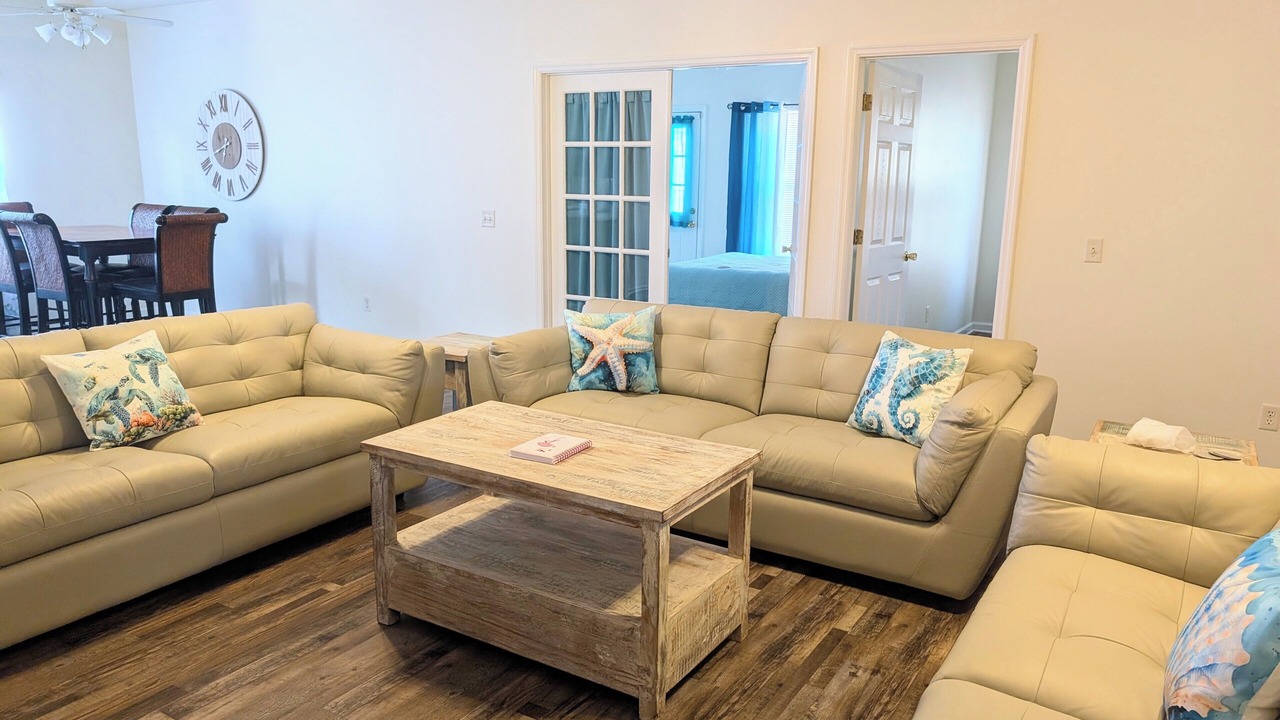 Photo of Livingroom in Kiska Beach